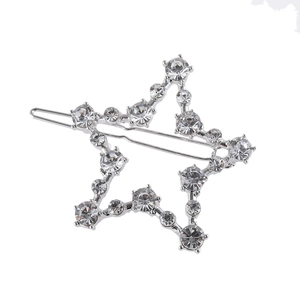 Barrette étoile argentée élégante avec strass brillants et design minimaliste en métal