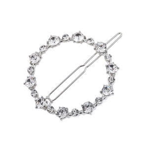 Barrette ronde évidée en alliage argenté ornée de perles de tailles variées et de strass
