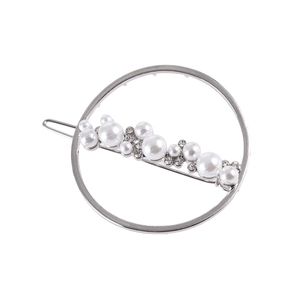 Barrette à cheveux circulaire creuse argentée avec perles blanches et strass brillants