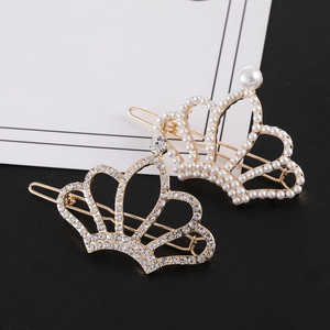 Elegant gold alloy crown hair clips with sparkling rhinestones and white pearls