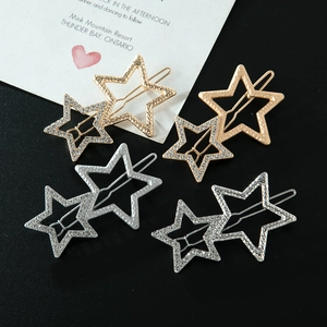 Lot de cinq barrettes à cheveux double étoile avec texture métal et strass pour femme