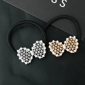 Set di elastici per capelli a cuore color oro e argento con perle e cristalli