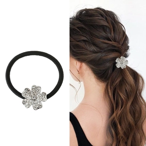 Élastiques à Cheveux Fleur Alliage Künstliche Perle Strass Bandes de Cheveux Élastiques Support de Queue de Cheval Élégant pour Femme Fête Quotidienne Accessoires Cheveux