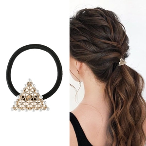 Élastique à Cheveux Künstliche Perle Triangle Femme Élégant Alliage Maille Creuse Géométrique Strass pour Bureau Fête Bijoux