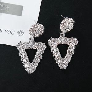 Silver hammered texture triangle drop earrings with minimalist geometric design for women