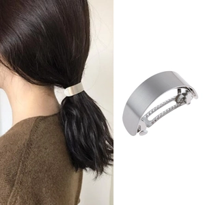 Barrette à Cheveux Minimaliste en Alliage de Métal pour Femmes Pince à Queue de Cheval Arc Géométrique Or Argent Mat Brossé Épingle à Cheveux