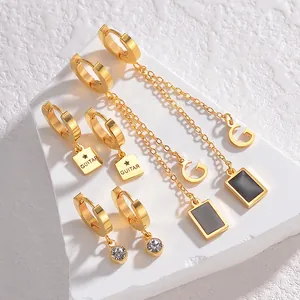 Französisches Vintage-Ohrring-Set in Gold mit geometrischen Anhängern und Zirkonia-Steinen