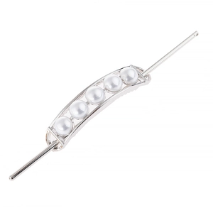Fermaglio per capelli minimalista in argento con cinque perle e cornice ovale