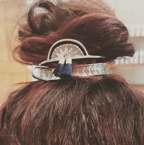 Vintage Alloy Fan-Shaped Hair Stick With Blue Tassel Hollow Geometric Pattern Ethnic Bohemian Hair Accessory For Women