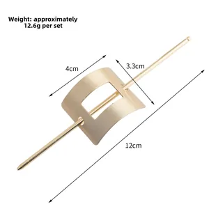 Matte gold hair cuff with rectangular hollow design and stick, measuring 4x3.3 cm