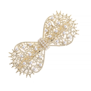 Vintage Elegant Alloy Gold Plated Filigree Bow Hair Clip With White Faux Artificial Pearls For Women Fashion Wedding Party Hair Accessory