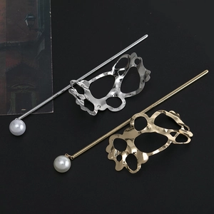 Artistic geometric hollow metal hairpins in gold and silver finish with elegant pearl drop