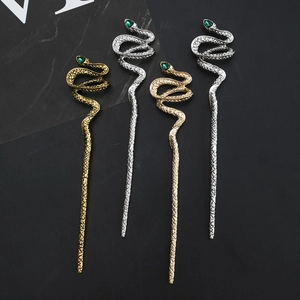 Ensemble d'épingles à cheveux serpent en or et argent avec gemmes vertes élégantes