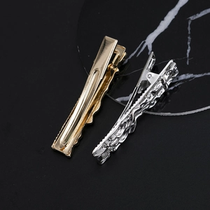Minimalist gold and silver duckbill hair clips set in polished alloy with non-slip teeth