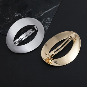 Barrettes à cheveux géométriques en métal, finition or poli et argent brossé mat élégant