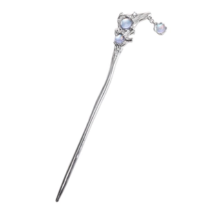 Vintage Alloy Hair Stick With Artificial Pearl And Rhinestone Branch Design Tassel Pendant For Women Hair Accessories Retro Jewelry Gift
