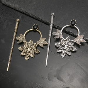 Vintage Gothic Maple Leaf Hair Pin Set in Antique Gold and Silver finish for Halloween