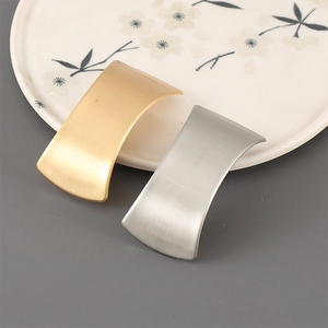 Minimalist matte brushed alloy geometric spring hair clips in gold and silver finish