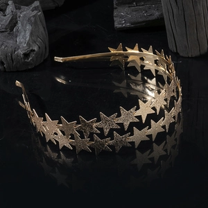Double-layered golden star headband with shimmering glitter texture for stylish hair decor