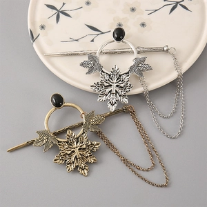 Vintage gothic maple leaf hair stick with dangling chains and black gemstone in antique metal