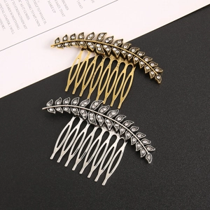Minimalist leaf hair comb set in silver and gold alloy with sparkling rhinestones
