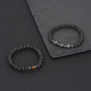 Combinaison de Bracelets en Perles de Pierre de Lave et Oeil de Tigre Avec Pendentif Croix en Métal Argenté Punk Street