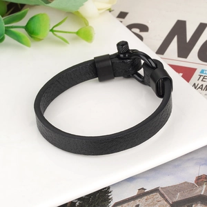 Men's minimalist black litchi grain leather bracelet with black U-shaped stainless steel clasp