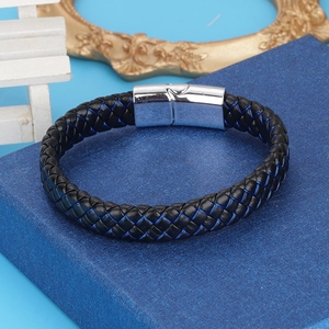 Braided leather bracelet with blue and black fibers and silver magnetic steel clasp