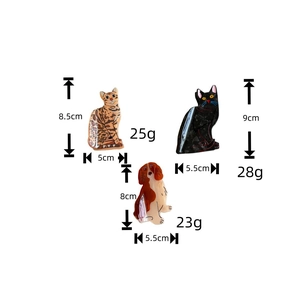 Detailed size and weight specs for cute acetate animal hair claws in cat and dog shapes