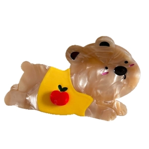 Pince à cheveux ours mignon en acétate marbré avec détail de cœur et de pomme