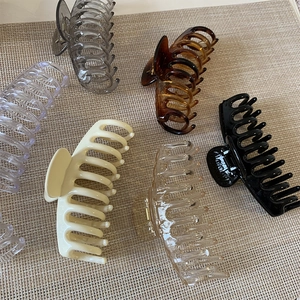 Large Hair Claw Clip For Women Durable Plastic Fashionable OL Tortoise Shell Amber Hair Clips For Thick Hair Accessories