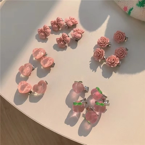 Set de barrettes roses en résine avec motifs papillon cœur pêche et pinces crocodiles