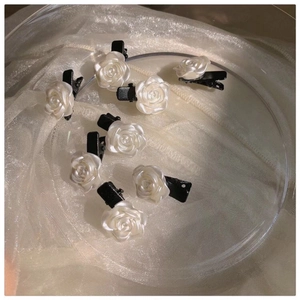 Lot de 8 barrettes à cheveux roses en résine crème avec base en métal noir élégante