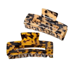Set of two rectangular leopard print acetate hair claws in light coffee and dark amber