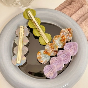 Ensemble de quatre pinces à cheveux élégantes en acétate en forme de coquille