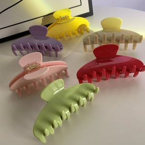 Lot de six grandes pinces à cheveux en acétate aux tons pastel pour coiffures élégantes