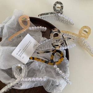 Lot de pinces à cheveux sirène avec perles élégantes et design croisé sophistiqué