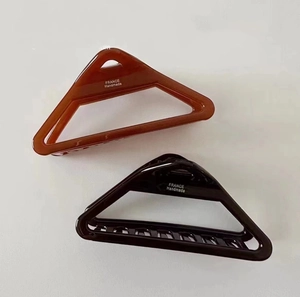 Large Acetate Geometric Triangle Hair Claw Clip Hollow Tortoiseshell Shark Clip Handmade Hair Accessories For Women