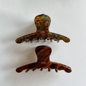 Elegant handmade acetate hair claw set with tortoiseshell and marble patterns for women