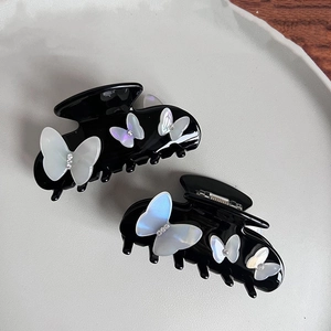 Elegant Acetate Butterfly Hair Claw Clip With Shimmering Rhinestone French Style 3D Pearly Butterfly Hairpin For Women Daily Styling Tool