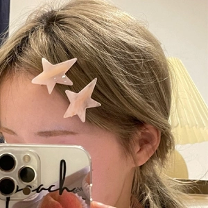 Set of two pink marble acetate star-shaped hair clips for women's side fringe