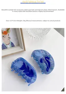 Détail de deux pinces à cheveux en acétate marbré bleu avec fleurs et dimensions du produit