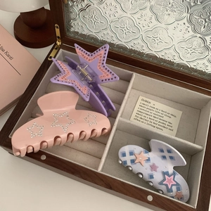 Set di tre mollette per capelli a stella con strass e motivi a scacchi in acetato