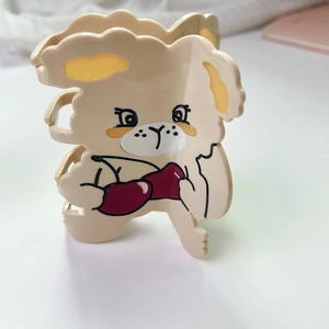 Pince à cheveux mignonne en forme de chien beige avec motif cerise pour femmes