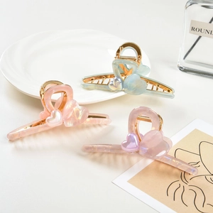 Acetate Heart Hair Claw Clip Aurora Artificial Pearl Finish Large Shark Clip Elegant Alloy Hair Accessory For Women Elegant Hair Styling