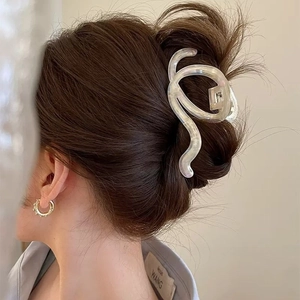 Unregelmäßige S-förmige große Haarklammer aus Acetat für elegante Damen-Hochsteckfrisuren