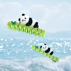 Set de pinces à cheveux en acétate avec motif mignon de panda et bambou vert pour femme