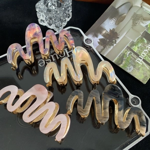 Grande Pince à Cheveux en Acétate Vague Motif Marbre Tenue Forte Shark Clip Accessoires de Mode pour Femmes