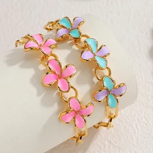 Florale roestvrijstalen armband met kleurrijke emaille bloemblaadjes voor dames