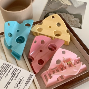 Creative Swiss Cheese Shaped Hair Claw Clip Hollow Out Funny Triangle Shark Clip Resin Hair Accessory For Women Girls